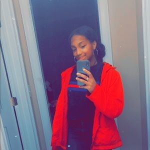 Meet your Posher, Canmy